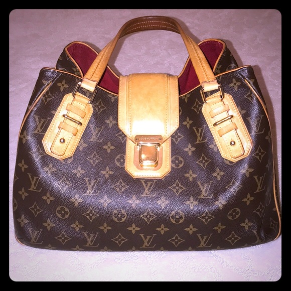 Louis Vuitton Handbags - Authentic Louis Vuitton handbag